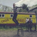 Photo Jean Claude dans le ventre de son fils